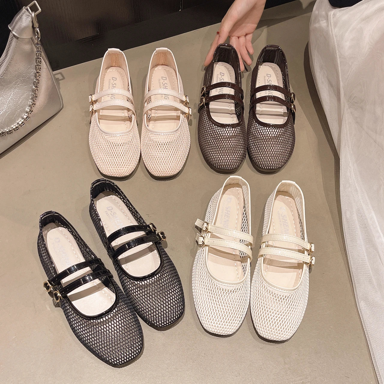 Breathable Women's Shallow-mouth Single Shoes, 2026 Summer New Hollow-out Flat Mary Jane Delicate Mesh Shoes, Grandma Shoes