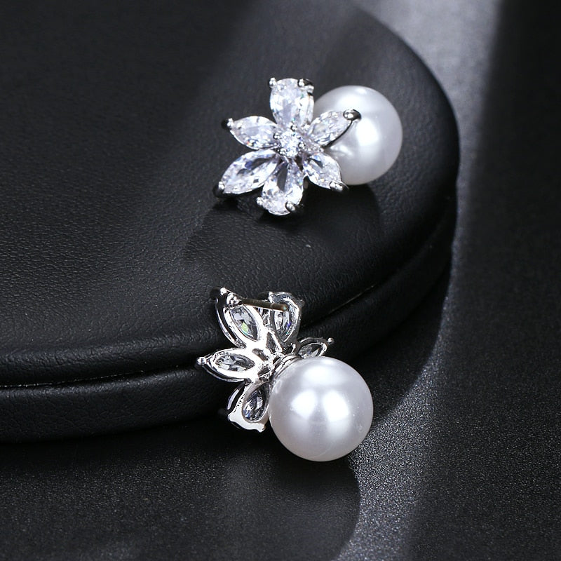 Flower Pearl Crystal Stud