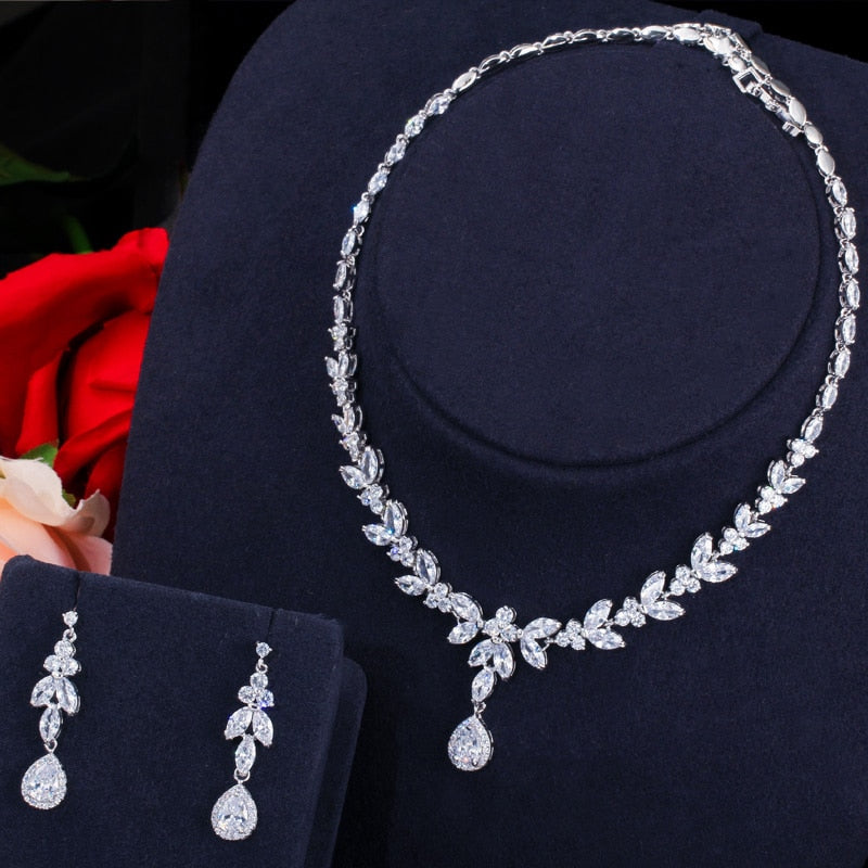 Leaf Drop Bib Jewelry Set