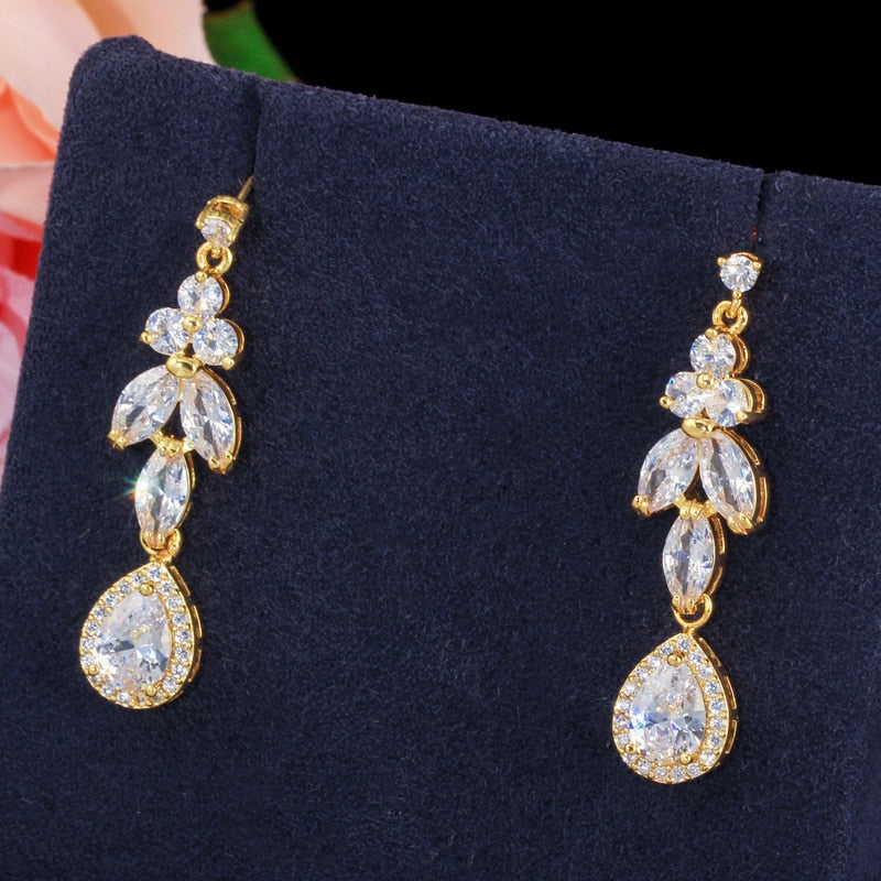 Leaf Drop Bib Jewelry Set